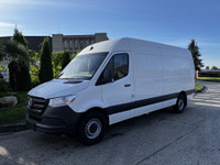 2022 Mercedes Benz Sprinter 2500 170in. $57,810 + $995 Processing fee = $58,805 Total obligation bef... (image 4)