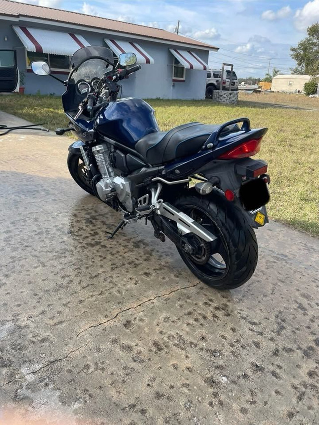  2008 SUZUKI BANDIT 1250S-BLUE!  in Street, Cruisers & Choppers in Edmonton - Image 4