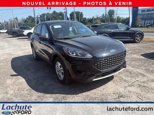 Ford Escape S AWD 2020 à vendre in Cars & Trucks in Laurentides - Image 3