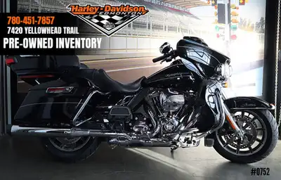 Talk with us about financing! Includes: Vance & Hines True Duals 2015 Harley-Davidson Ultra LimitedT...