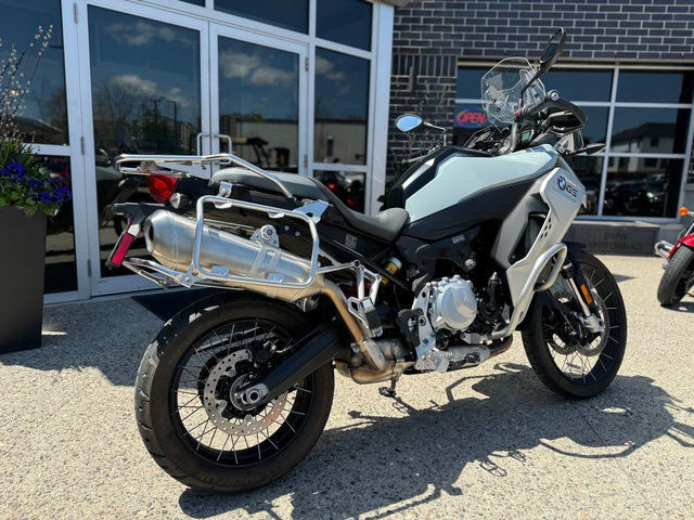 2020 BMW F 850 GS Adventure Ice Grey in Street, Cruisers & Choppers in London - Image 4