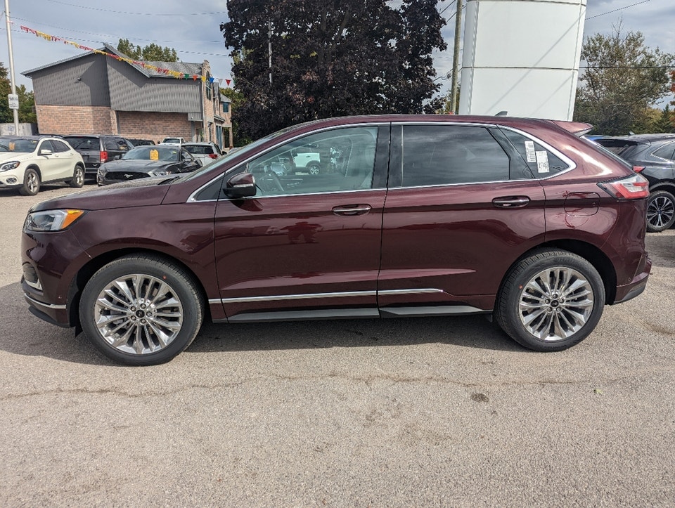  2022 Ford Edge Titanium *301A Titanium Elite, Trailer Tow*