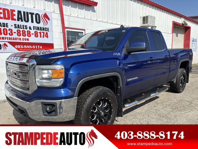 2014 GMC Sierra 1500 SLE | 5.3L V8 | 4X4 | TONNEAU COVER | DOUBL in Cars & Trucks in Calgary