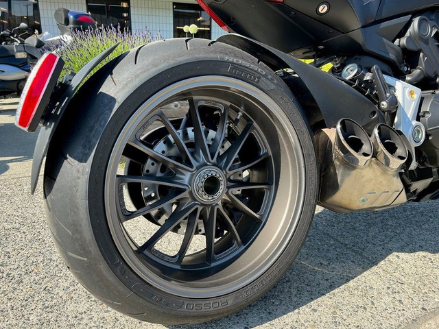 2017 Ducati XDiavel Dark Stealth in Street, Cruisers & Choppers in Vancouver - Image 4