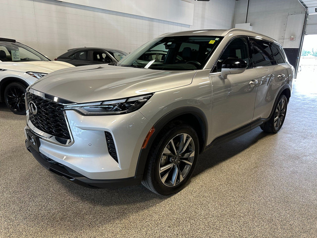 2023 Infiniti QX60 Luxe in Cars & Trucks in Calgary