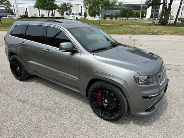 2012 Jeep Grand Cherokee SRT8 LOW KM 86,000 CLEAN CARFAX SERVICE in Cars & Trucks in Mississauga / Peel Region - Image 4