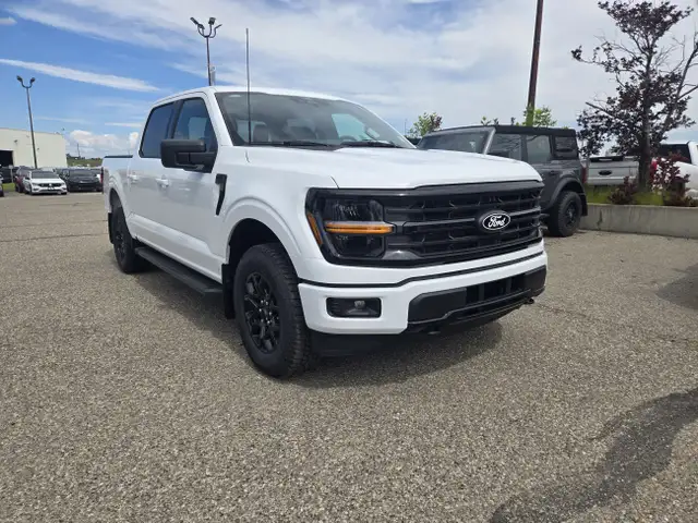 2025 Ford F-150 XLT | BLACK APP PKG | MOBILE OFF PKG | FX4 PKG in Cars & Trucks in Calgary - Image 5