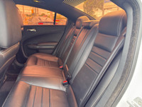 Do not miss out on this locally owned and well serviced 2013 Dodge Charger! Nicely optioned with Hea... (image 9)