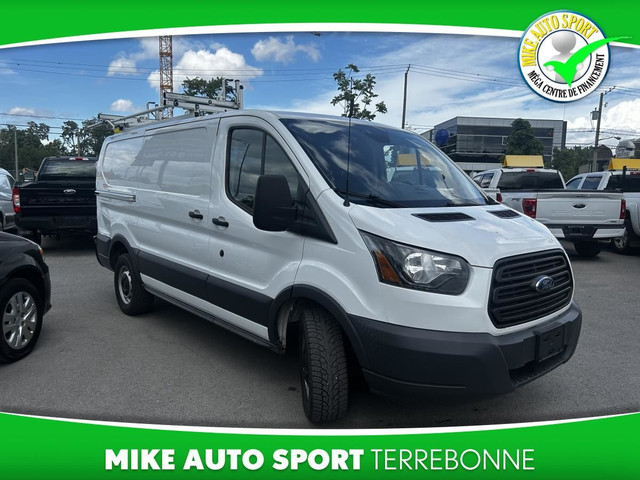 Ford Transit Van T-250 toit bas 130 po PNBV de 9 000 lb porte co in Cars & Trucks in Laval / North Shore - Image 3