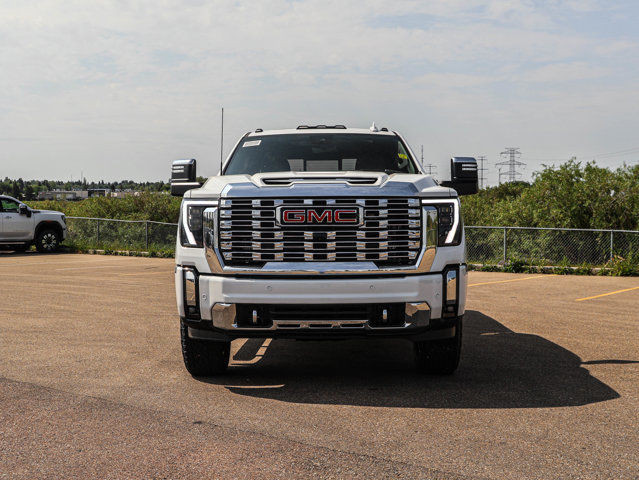 2025 GMC Sierra 3500HD Denali in Cars & Trucks in Strathcona County - Image 3