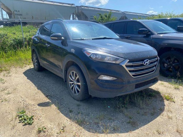 2016 Hyundai Tucson Ultimate AWD Sunroof Heated leather in Cars & Trucks in St. Albert - Image 3