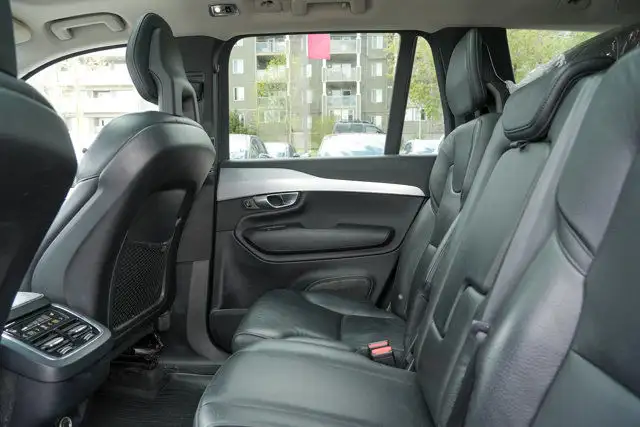 2017 Volvo XC90 T6 Momentum | No Accidents | Thule Ski Carrier in Cars & Trucks in Calgary - Image 18
