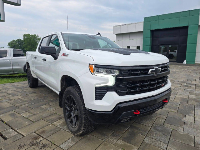 2024 Chevrolet Silverado 1500 in Cars & Trucks in Ottawa - Image 3
