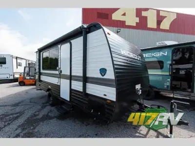Keystone Hideout Sport Single Axle travel trailer 171MB highlights: Desk with Chairs Kitchen Pantry...