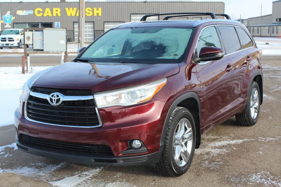 2015 Toyota Highlander Limited CLEARANCE PRICED LEATHER SUNRO...