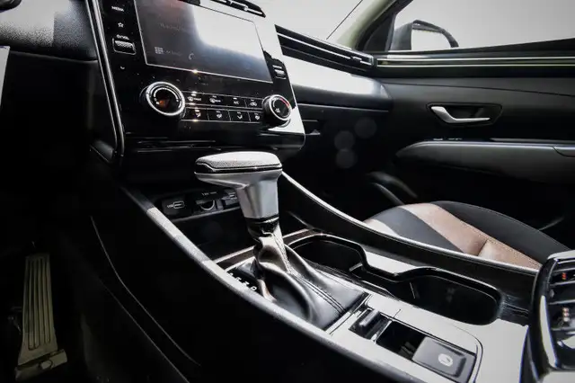 2022 Hyundai Tucson Essential • HEATED SEATS • CP/AA • REAR CAM in Cars & Trucks in Cornwall - Image 24