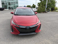 AUCUN DOSSIER DE DOMMAGE Ce Prius Prime est équipé de : Bluetooth, Cruise, PRISE USB, sièges chauffa... (image 6)