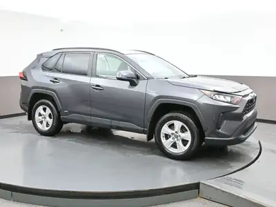 Check out this low mileage 2021 RAV4 Hybrid, with just 61 000km. This grey monochrome SUV is packed...