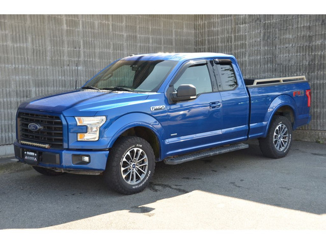 2017 Ford F-150 4WD SuperCab 145 XLT in Cars & Trucks in Burnaby/New Westminster - Image 2