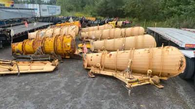 Heavy equipement / Équipment lourd - # STOCK: PUB-213 GRATTE A NEIGE CHARRUE & AILE DE CÔTÉ FRONT PL...