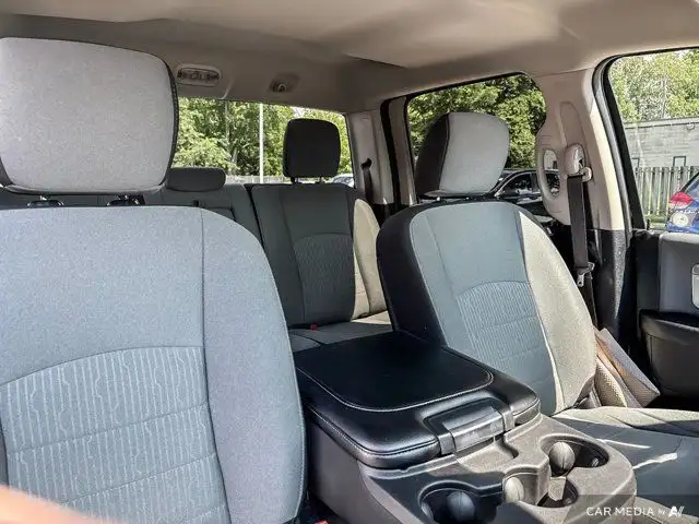 2022 Ram 1500 Classic SLT in Cars & Trucks in Brantford - Image 23