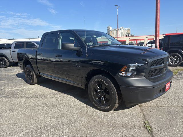 2023 Ram 1500 Classic TRADESMAN**3.6L**4X4**CREW**8.4 in Cars & Trucks in Mississauga / Peel Region - Image 3