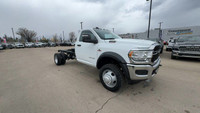 SPECIAL OFFER! This 2024 RAM 5500 REG CAB CHASSIS has the following options Cloth 40/20/40 Prem Benc... (image 4)