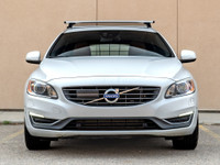 CARGET AUTOMOTIVE is thrilled to offer this 2015 Volvo V60 T5 Platinum, a luxury wagon featuring a t... (image 1)
