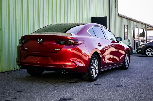 2019 Mazda Mazda3 GS • HEATED SEATS • REAR CAM • LOW MILEAGE in Cars & Trucks in Cornwall - Image 3