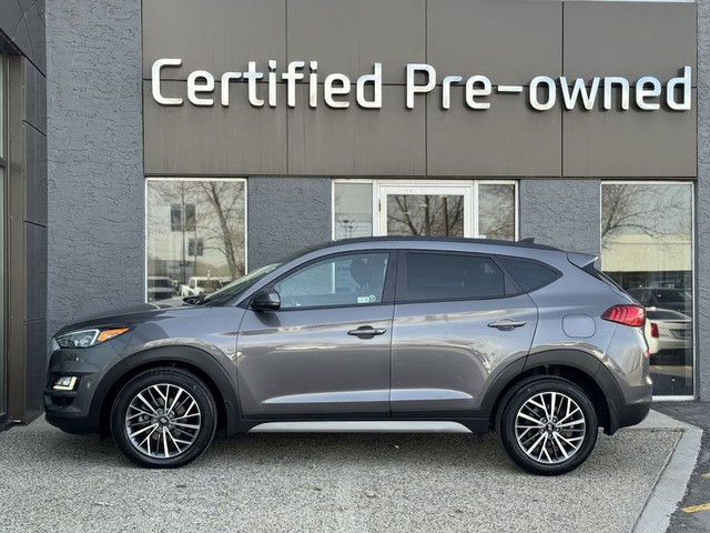  2021 Hyundai Tucson TREND w/ AWD / PANORAMIC ROOF / LOW KMS in Cars & Trucks in Calgary