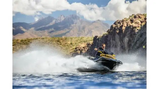 2022 KAWASAKI Jet Ski Ultra 310lx DEMO 10 DAY SALE  in Personal Watercraft in Kingston - Image 4