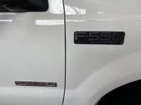 FORD F-550 XL REEFER 2004 DIESEL CARGO ET REEFER EN AVANT COFFRE ET RANGEMENTEN BONNE CONDITION DISP... (image 3)