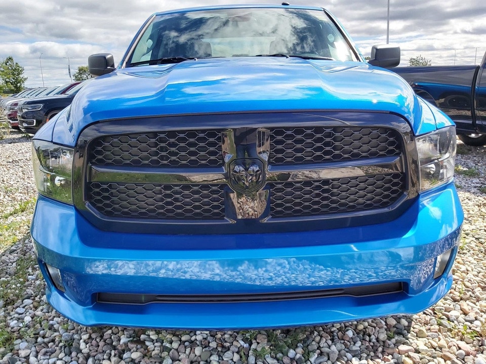 2022 Ram 1500 Classic NIGHT EDITION