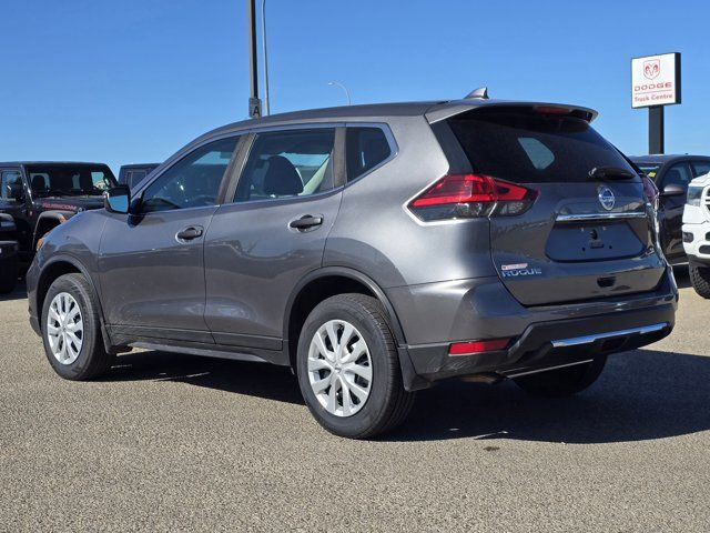 2017 Nissan Rogue in Cars & Trucks in Grande Prairie - Image 2