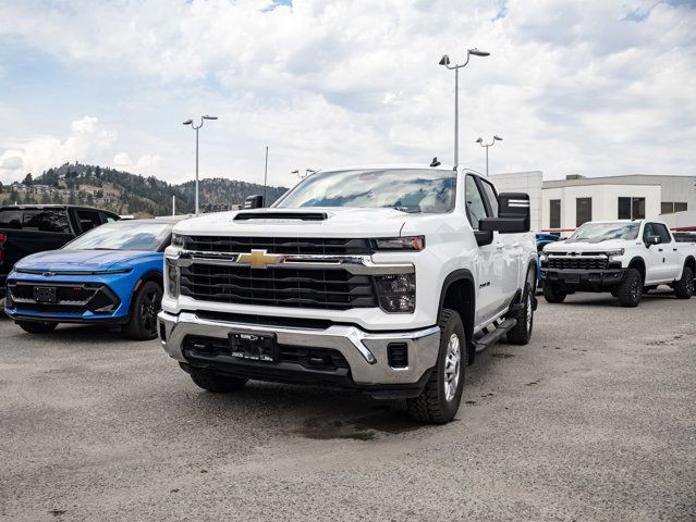 2024 Chevrolet Silverado 2500HD LT 6.6L in Cars & Trucks in Kelowna - Image 4