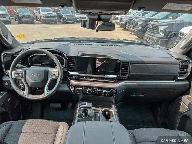 2025 Chevrolet Silverado 1500 RST 4WD Crew Cab | Heated Seats in Cars & Trucks in Strathcona County - Image 4