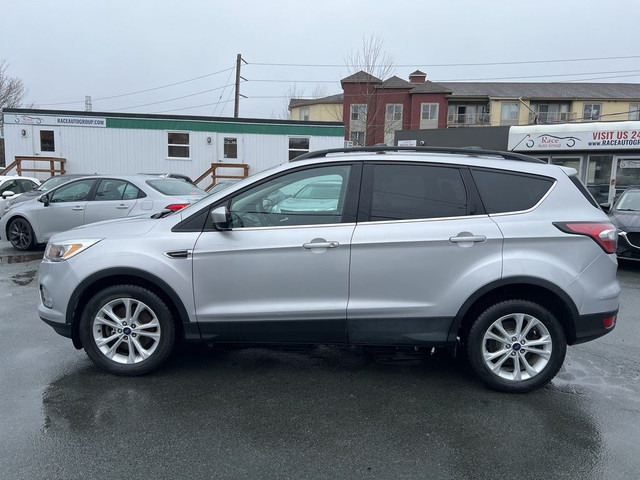  2017 Ford Escape A/C | Keyless Entry | Parking Camera | Heated  in Cars & Trucks in Bedford - Image 2