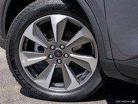 Odometer is 4301 kilometers below market average! Gray Metallic 2023 Ford Escape Platinum AWD 8-Spee... (image 5)