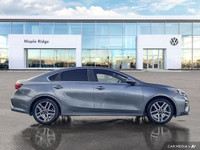 This Kia Forte boasts a Regular Unleaded I-4 2.0 L/122 engine powering this Variable transmission. W... (image 5)