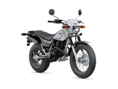 2025 Yamaha TW200 EN STOCK !!!!! Stock limité Réservez votre moto DÈS MAINTENANT! Plus de 400 motos...