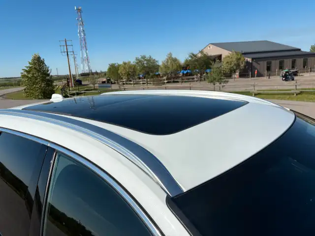 2019 Volvo XC60 Momentum T6 AWD Hail Sale in Cars & Trucks in Calgary - Image 15