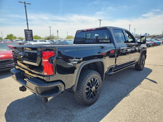 2025 Chevrolet Silverado 2500HD High Country in Cars & Trucks in Mississauga / Peel Region - Image 4