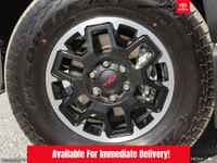 Engine: 4 Cylinder Engine 2.4L L/100Km City: 10.5 L/100Km Hwy: 9.9 Safety Equipment Lane Tracing Ass... (image 7)
