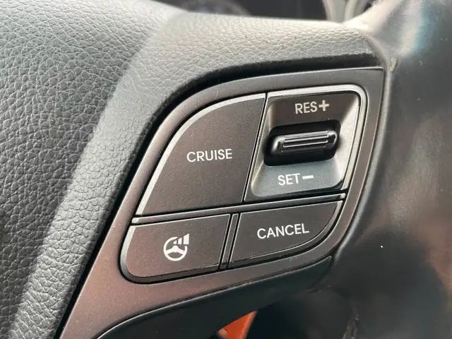 2014 Hyundai Santa Fe Sport 2.4 AWD, GL, HTD SEATS, AUTO in Cars & Trucks in Charlottetown - Image 16