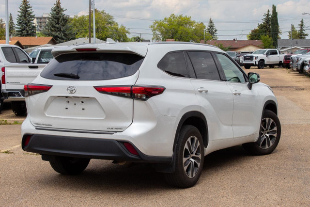 2022 Toyota Highlander XLE in Cars & Trucks in Edmonton - Image 4