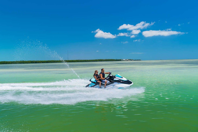 2024 Yamaha FX CRUISER HO | Black/Blue | W/ Audio in Powerboats & Motorboats in Kawartha Lakes - Image 2