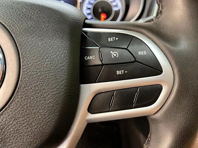 2022 Jeep Cherokee X TOIT PANO 4X4 in Cars & Trucks in Laval / North Shore - Image 19