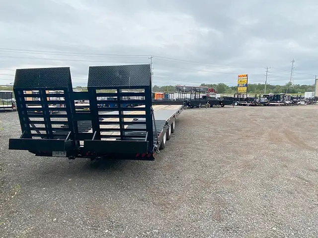 30 Ton Tag Trailer - Canadian Made in Cargo & Utility Trailers in Kitchener / Waterloo - Image 13
