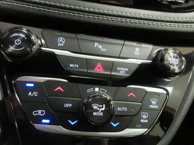 CHRYSLER PACIFICA 2018 LIMITED S GPS NAVIGATION CUIR TOIT PANO T in Cars & Trucks in Lévis - Image 15