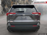 Engine: Gas 4cyl 2.5L L/100Km City: 9.5 L/100Km Hwy: 7.1 Safety Equipment Electronic Stability Contr... (image 3)